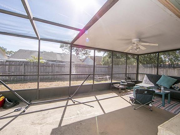 5th image of 9325 Sonoma Dr