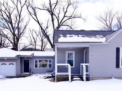 61 Riverview Pkwy, Palmer, MA, 01069