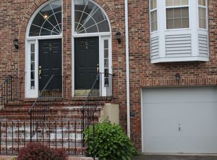 2612 North Ave UNIT G6, Bridgeport, CT 06610