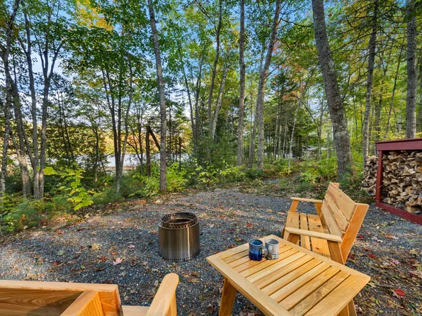 92 Conary Way, Orland, ME 04472