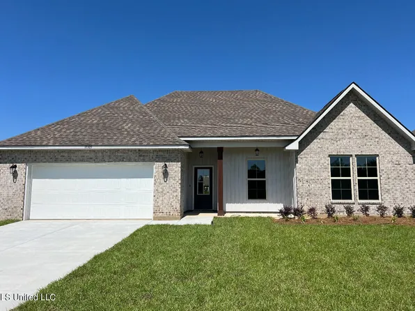 10305 Caroline Dr, Gulfport, MS 39503