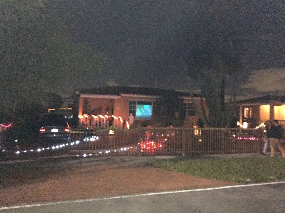 2nd image of 181 W 62nd St