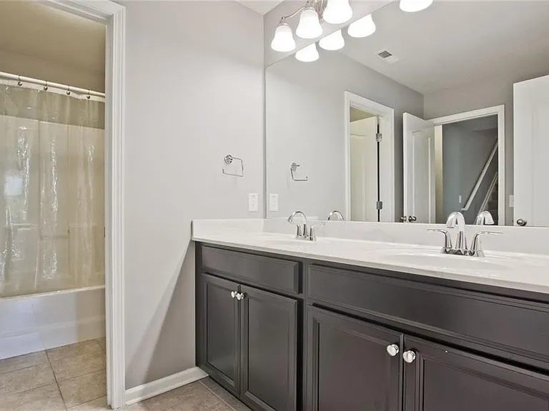 112 Davina Dr — Photo 28