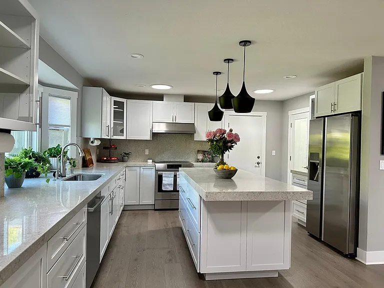 20608 Shelly Dr — Photo 10