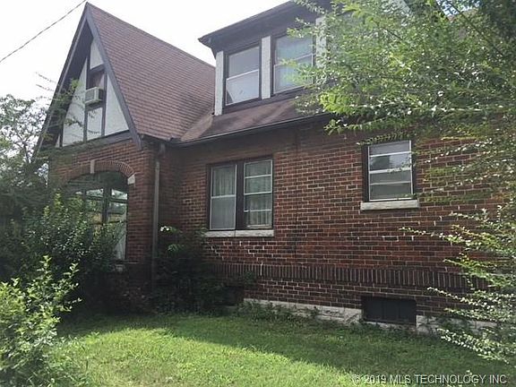 3rd image of 124 N Birmingham Ave