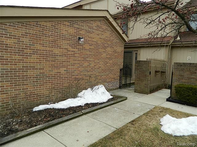 1st image of 5290 Wright Way E #1