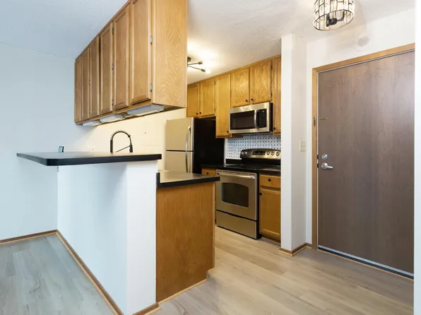 433 S 7th St APT 1907, Minneapolis, MN 55415
