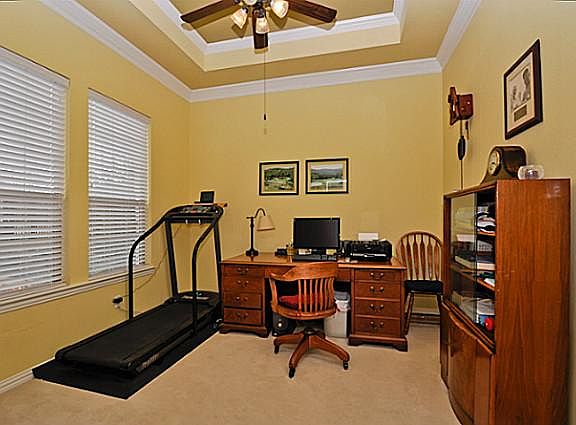 4th image of 437 Plumwood Way