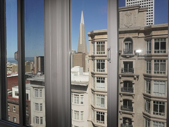 4th image of 707 Stockton St APT 506