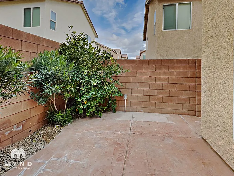 8356 Waylon Ave — Photo 20