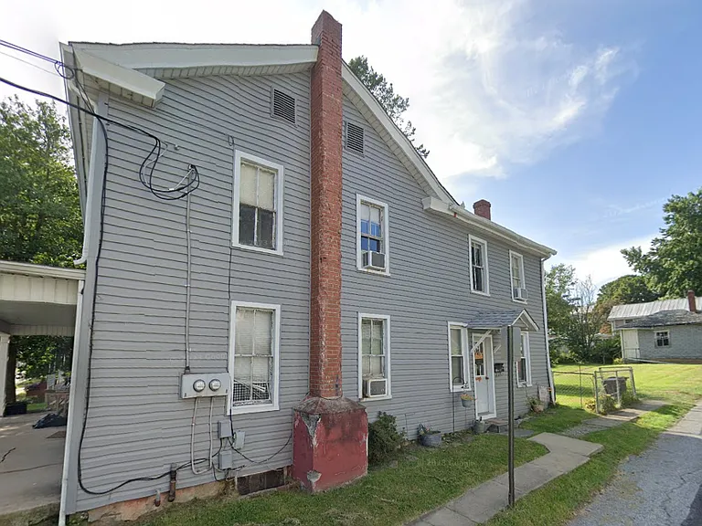731 N High St #A — Photo 2