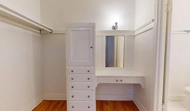 21 Westminster Ave #107 — Photo 7