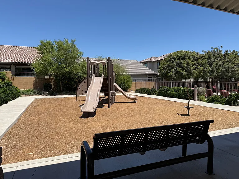 16668 W Sierra St — Photo 15