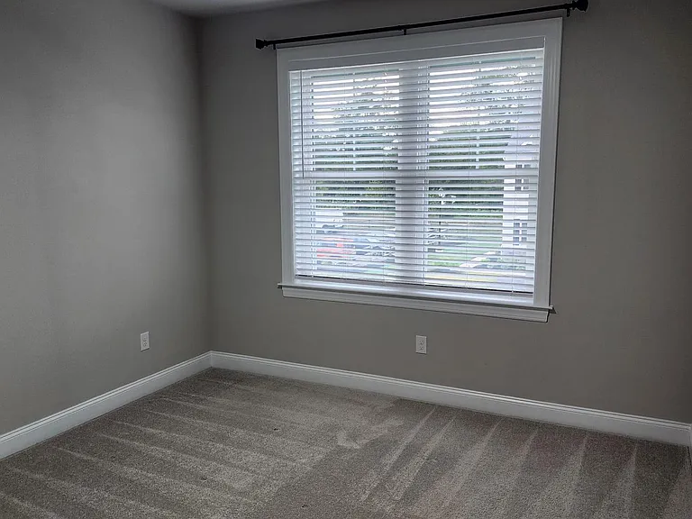 212 Foxhedge Rd — Photo 16