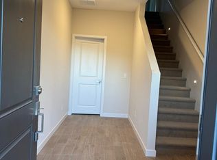 1-2816 W Red Fox Rd, Phoenix, AZ 85085