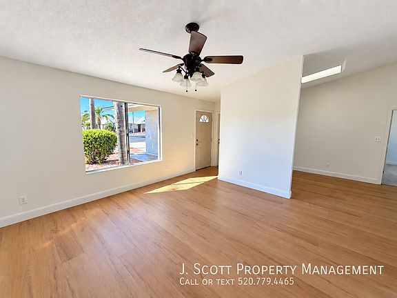 3rd image of 6312 E Ivy St