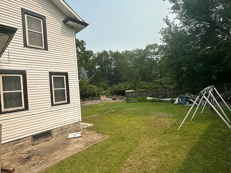 3636 Schele Ave — Photo 3