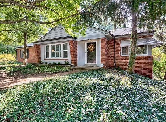Wonderful curb appeal