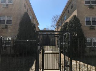 1815 W Touhy Ave APT 1, Chicago, IL 60626
