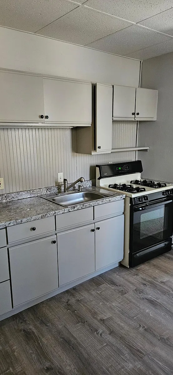 Building Photo - 45 Pleasant St #9
