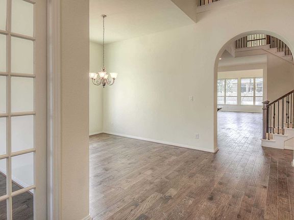 2nd image of 4030 Dewberry Ln
