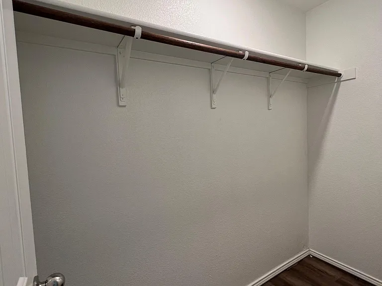1602 Westfall Dr — Photo 25