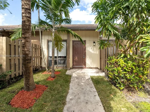 507 NE 210th Ter, Miami, FL 33179