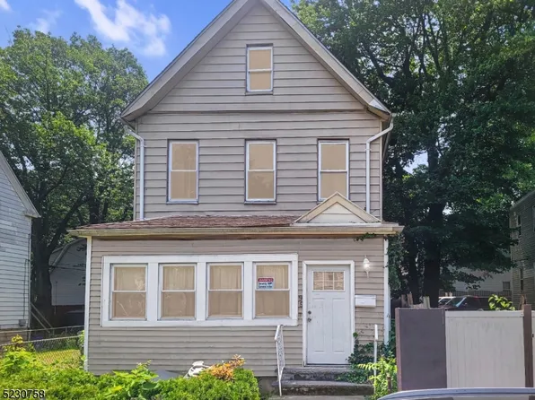 95 Rhode Island Ave, East Orange City, NJ 07018