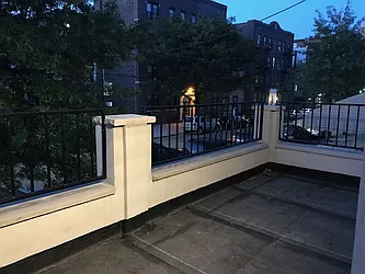 Rented by Roz Khan, LREB