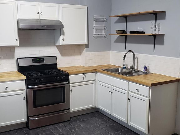 Spacious Kitchen