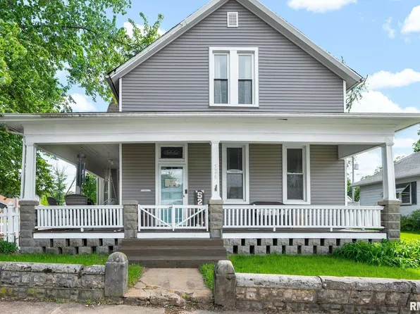 526 State St, Pekin, IL 61554