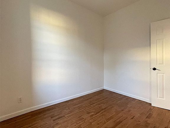 3rd image of 31-37 14th St #2