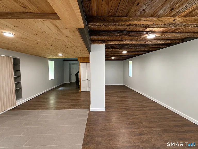 85 Banks Rd — Photo 1