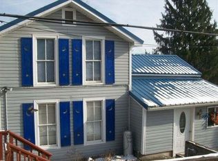 18 Grant St, Tidioute, PA 16351