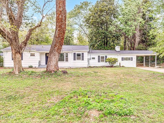 2nd image of 5623 Lawrence Rd