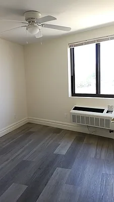 Rented by Winzone Realty Inc | media 8