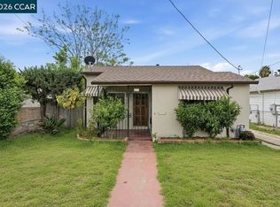 6719 Eastlawn St, Oakland, CA 94621