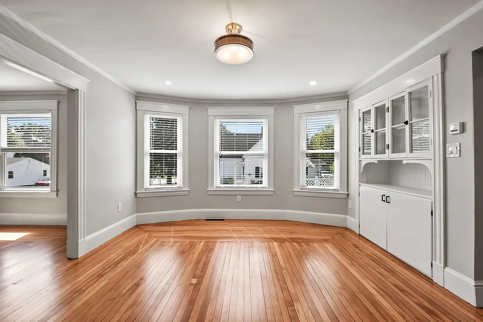 2 bed, 1200 sqft, $2,900 — Photo 4