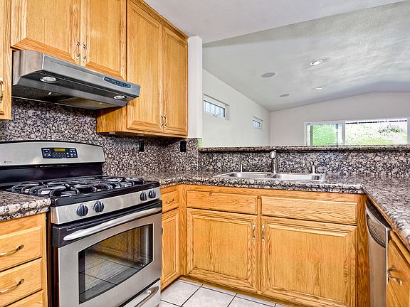 4th image of 10034 Woodglen Vista Dr