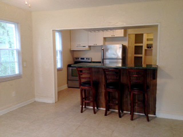 2nd image of 1801 Battery Park Dr