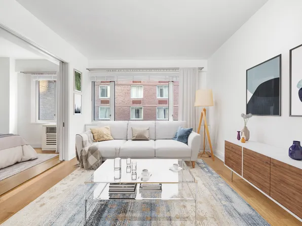 211 East 51st Street image 1 of 10