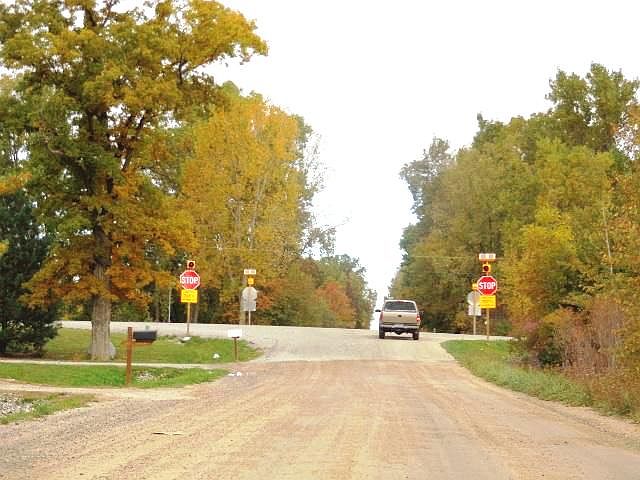2nd image of 13481 Henderson Rd