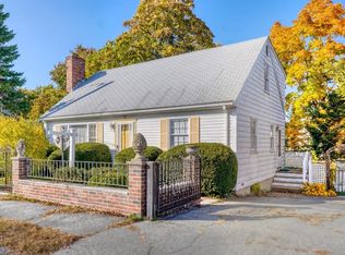 25 Hemingway St, Winchester, MA 01890