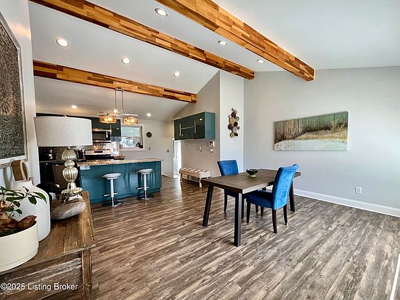 3rd image of 5313 Regent Way