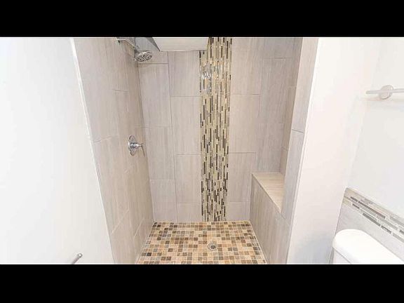 3rd image of 9334 S Saint Lawrence Ave
