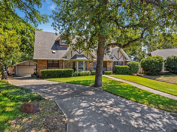 2nd image of 4219 Pleasant Oaks Ct
