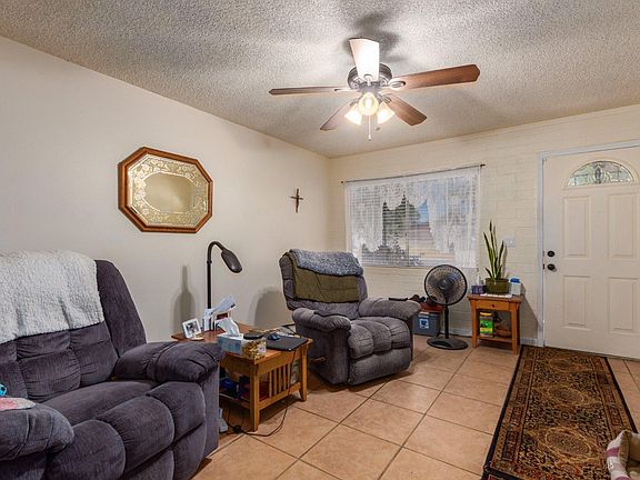 5th image of 3219 W Caribbean Ln
