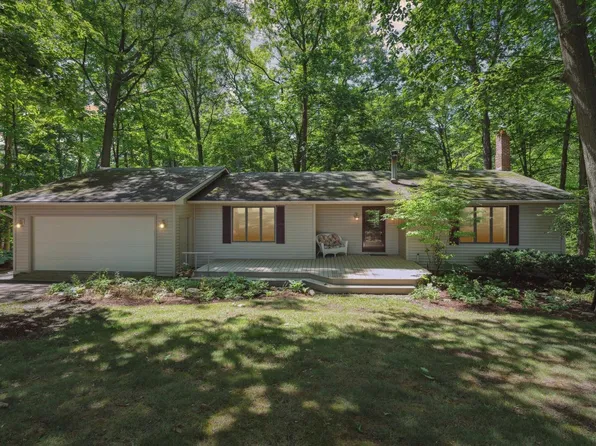 51689 Becker Rd, Wakeman, OH 44889
