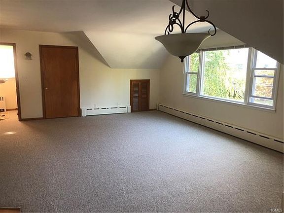 3rd image of 77 Oneida Ave