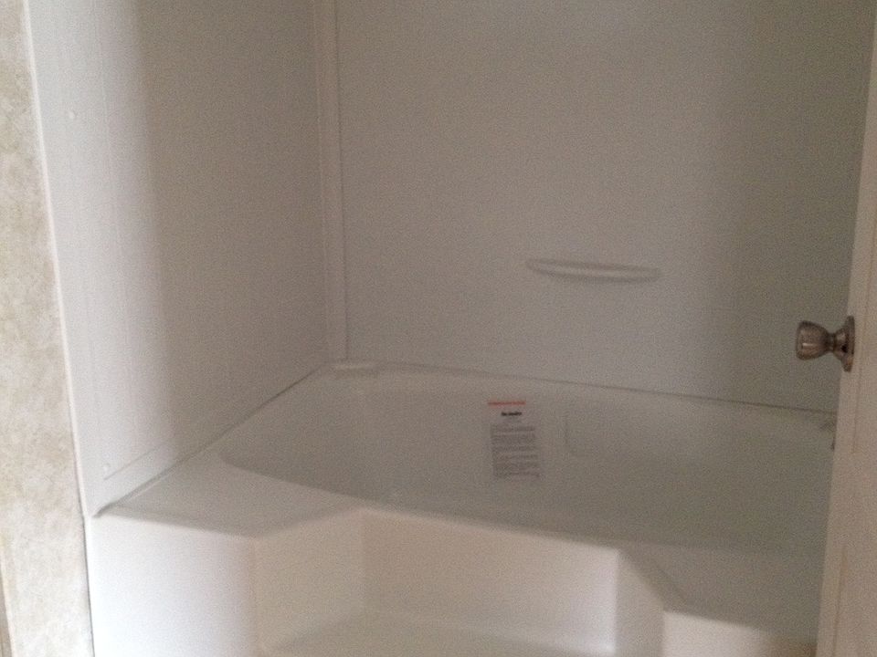 2nd image of 61 Queen Ave